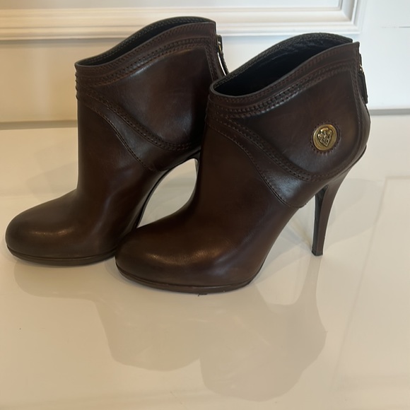 Gucci Booties - Picture 3 of 11